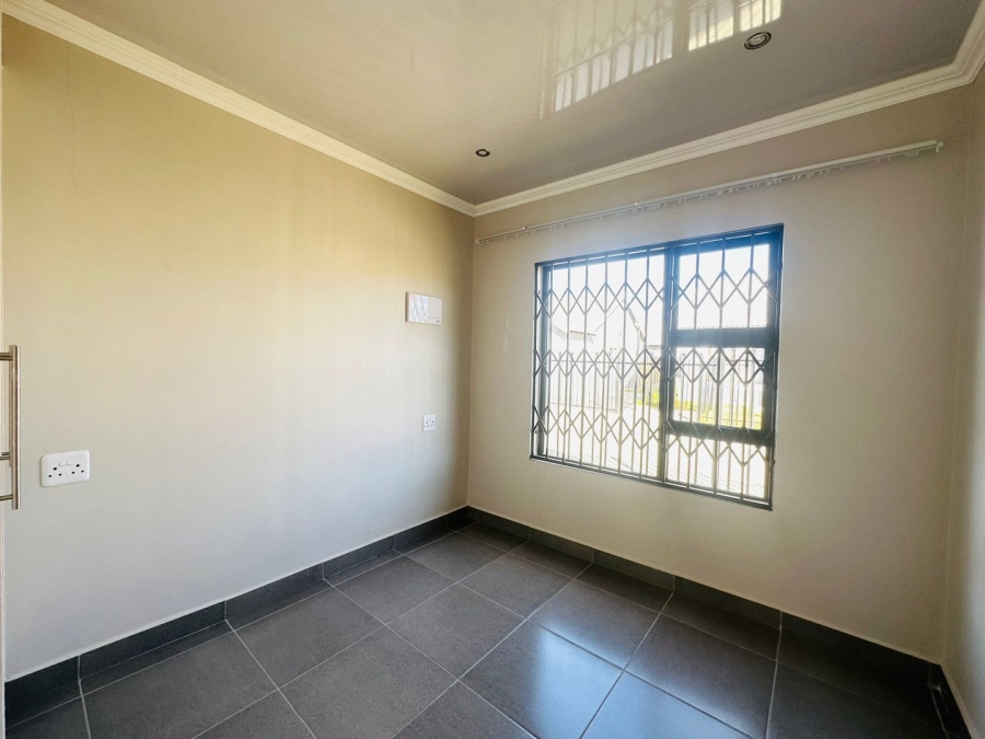 3 Bedroom Property for Sale in Bloemspruit Free State